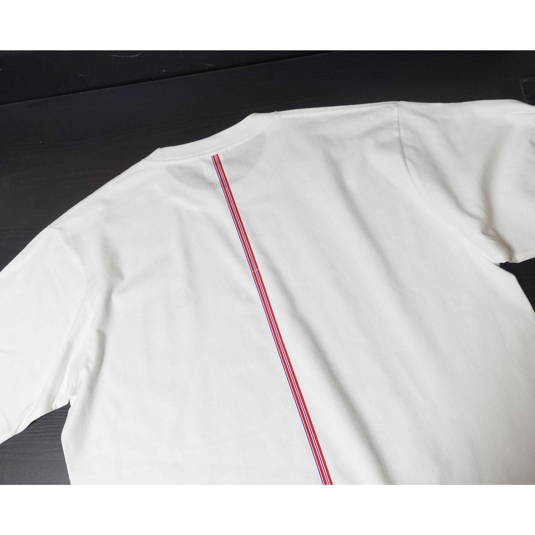 背中のストライプがカッコいい 英国系音楽系Ｔシャツ プレミアム生地【ホワイト】やや厚め生地 半袖クルーネック | 3枚目