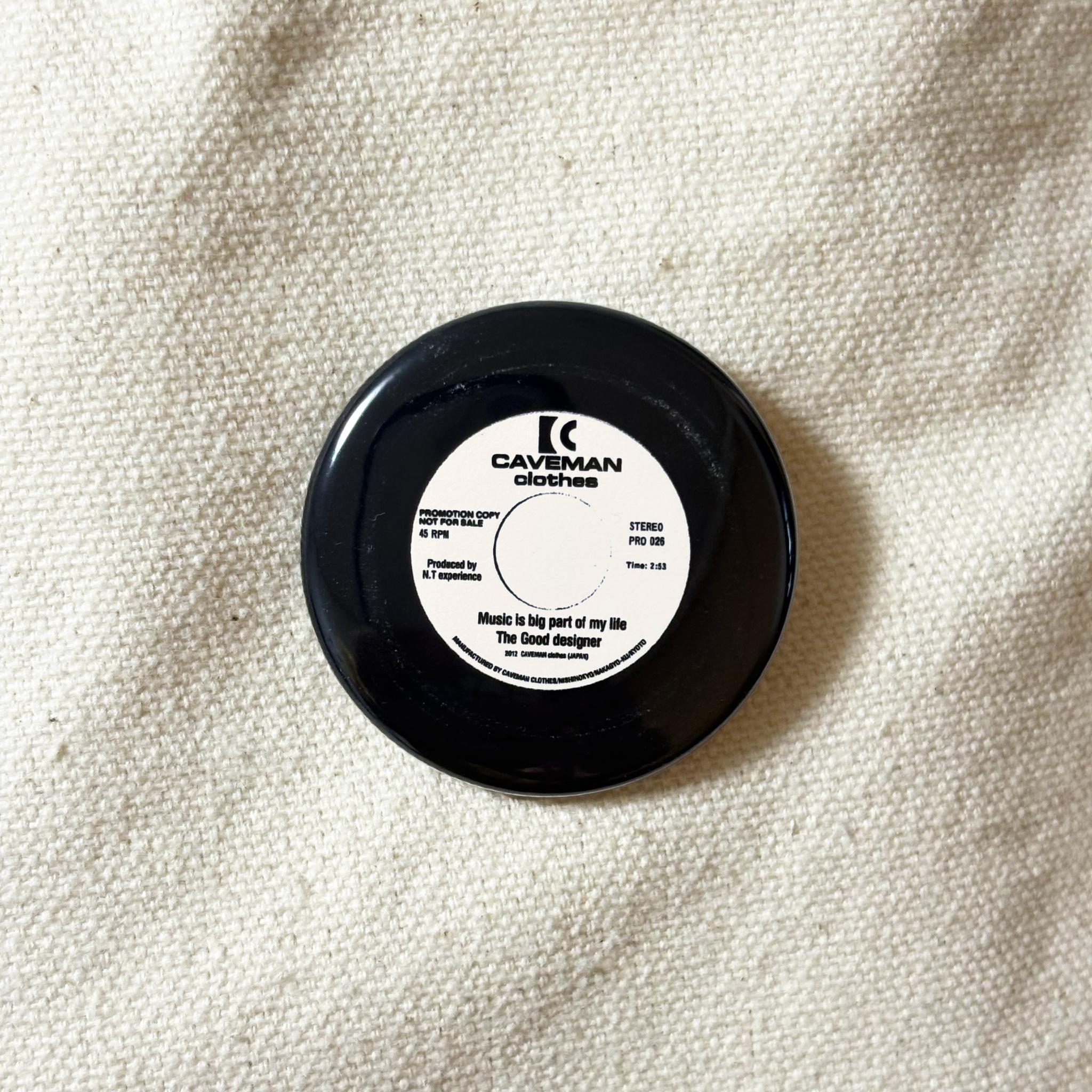 7インチ シングルレコードのデザイン　音楽ジャンルの缶バッジ　38mm