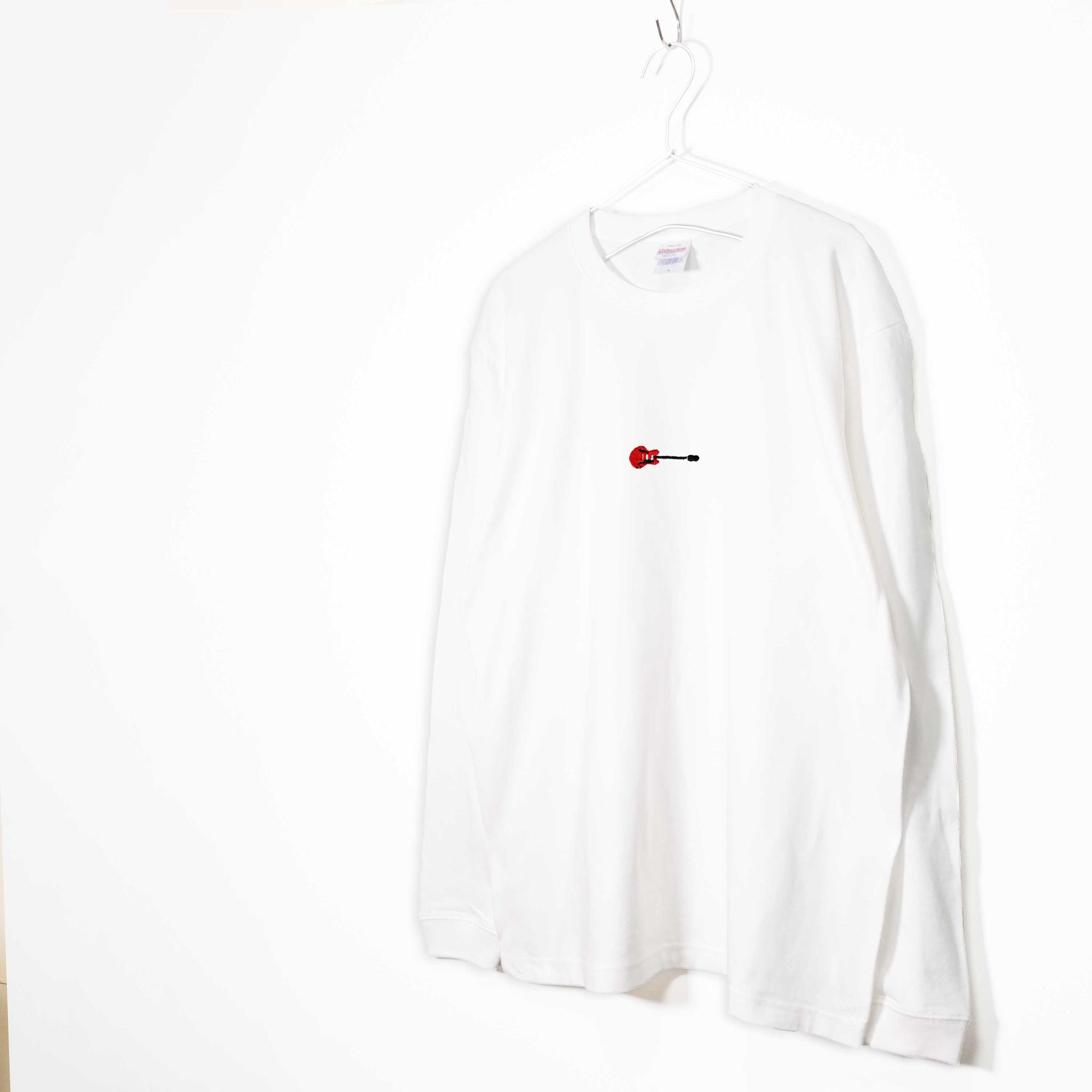 セミアコギターのポップな刺繍Ｔシャツ 音楽系ロンT 【ホワイト】 長袖クルーネック リブ袖 ビッグサイズあり | 2枚目